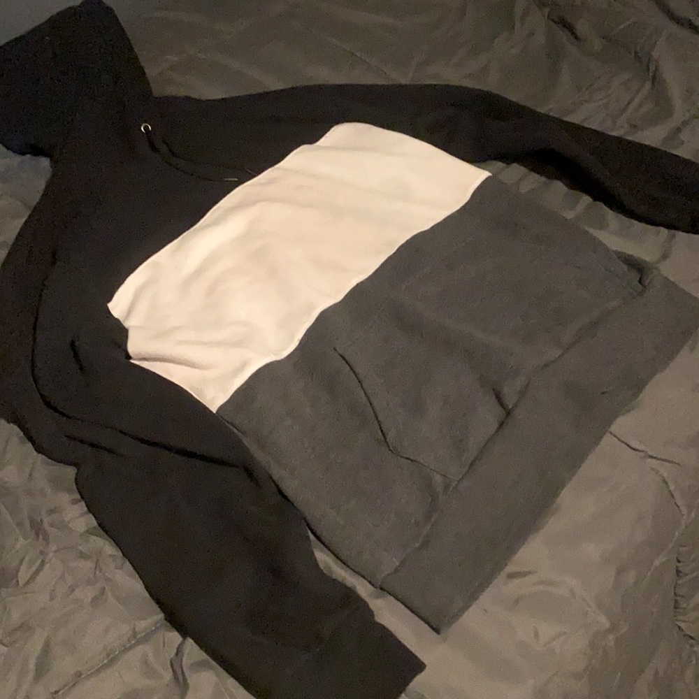 Tri-Colored Hoodie (brand new) urban pipeline